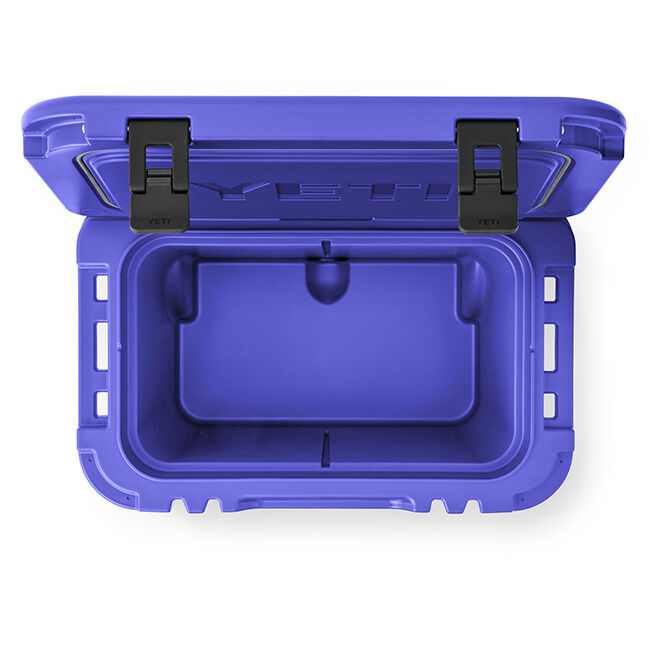 YETI Roadie 32 Wheeled Cooler - Ultramarine Violet image number null