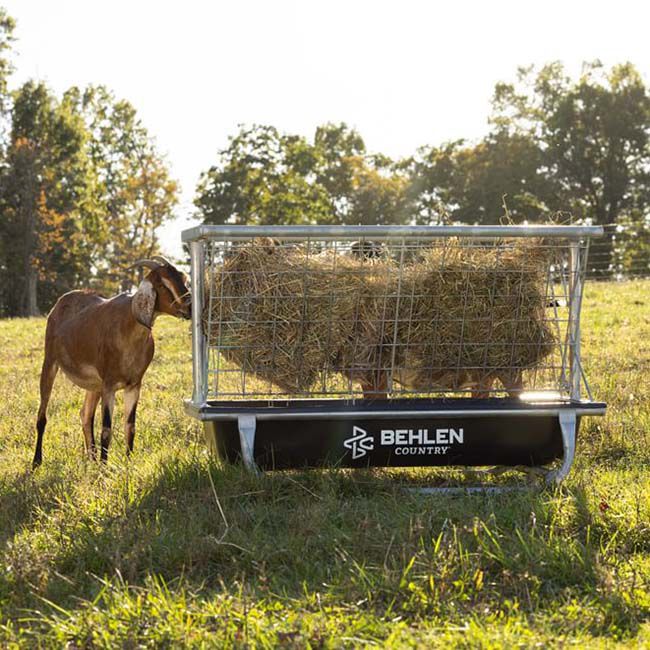 Behlen Country Foreman Pro All-in-One Feed Station image number null