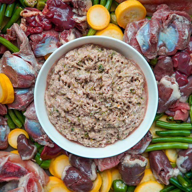 Oma's Pride Frozen Raw Turkey & Veggie Mix image number null