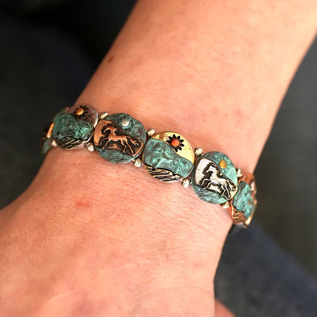 Wyo-Horse Colored Horsescape Bracelet - Patina image number null