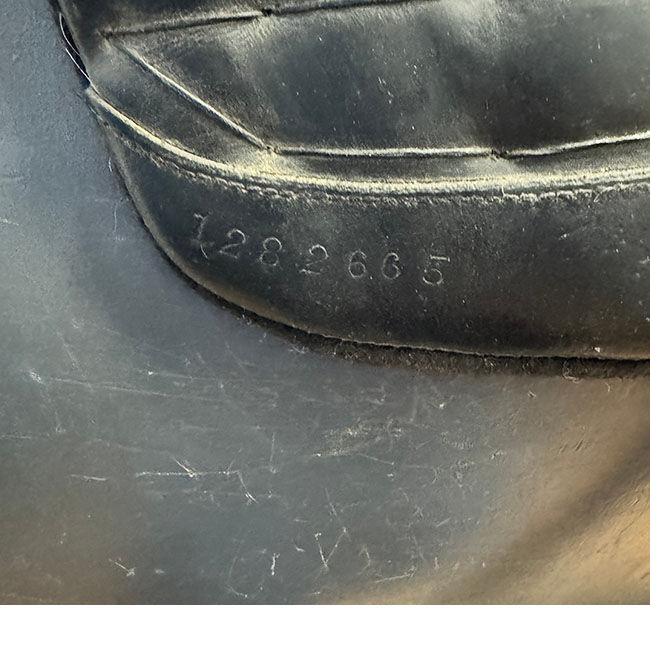 Used Masters Dressage Saddle - 17.5" image number null