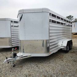 Featherlite 2023 Model 8107 16' Bumper Pull Livestock Trailer