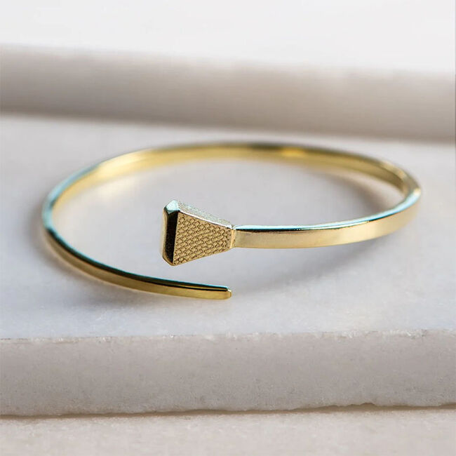 Urban Equestrian Blacksmith Bangle - Gold image number null