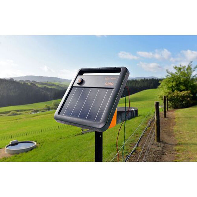 Gallagher Solar Fence Energizer S100 image number null