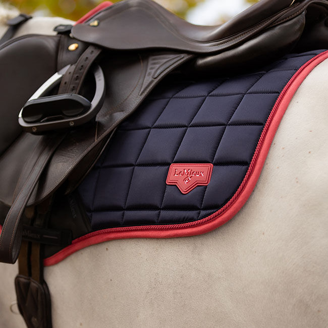 LeMieux Loire Classic Close Contact Pad - Navy/Cranberry image number null