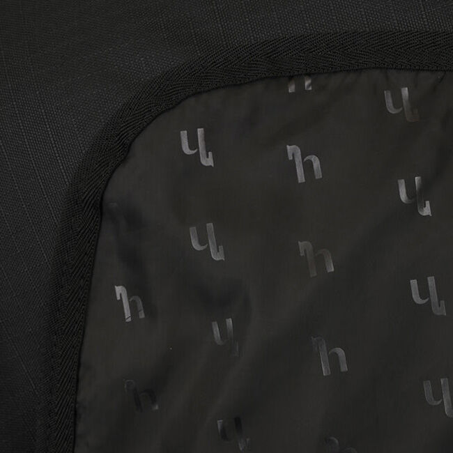 Horze Quebec 1200D Turnout Rug - Caviar Black - Closeout image number null