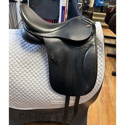 Used Jorge Canaves Vienna Dressage Saddle - 16"