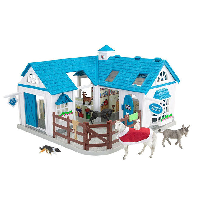 Breyer Deluxe Animal Hospital image number null
