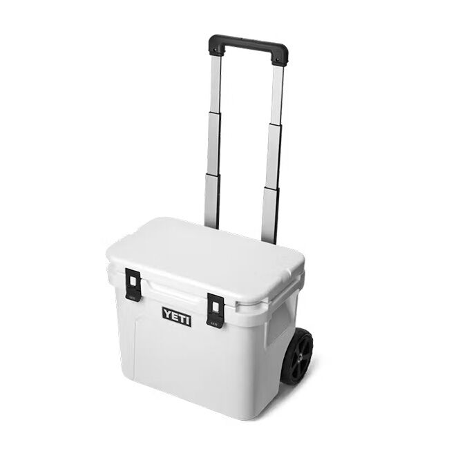 YETI Roadie 32 Wheeled Cooler - White image number null