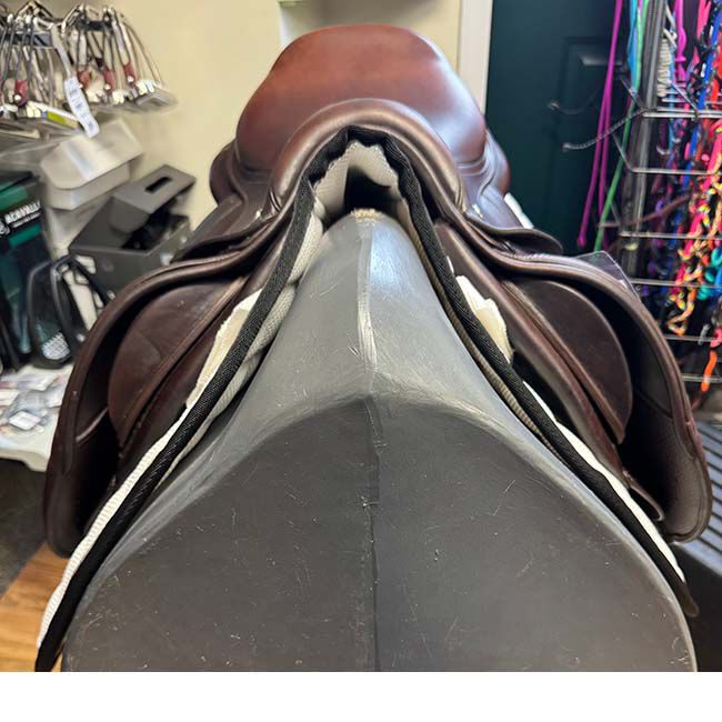 CWD Close Contact Saddle - 16.5" image number null