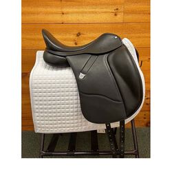 Bates Dressage Saddle with Luxe Leather and CAIR - Demo