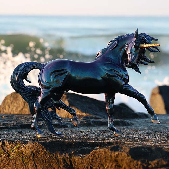 Breyer Neptune - Unicorn Stallion image number null