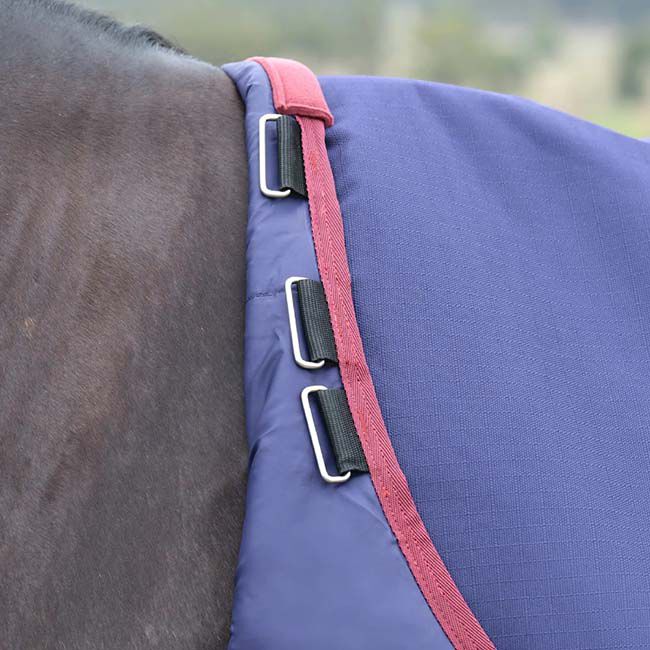 WeatherBeeta ComFiTec Essential Turnout with Standard Neck (0g Fill) - Navy/Burgundy image number null