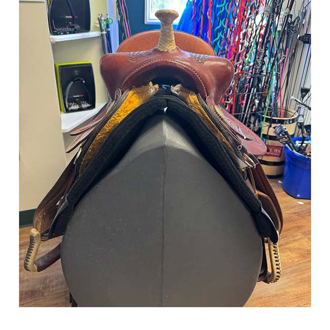 Used Dakota Barrel Saddle - 14" image number null
