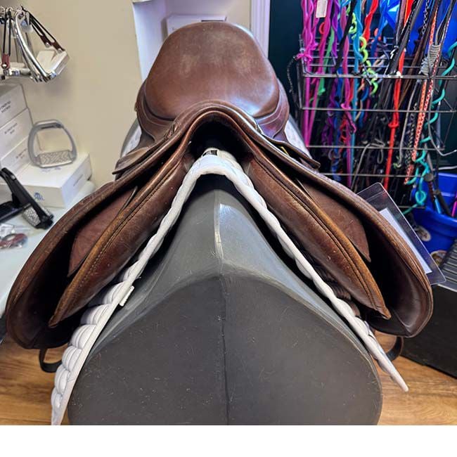 Used Bates Caprilli Saddle - 16.5" image number null