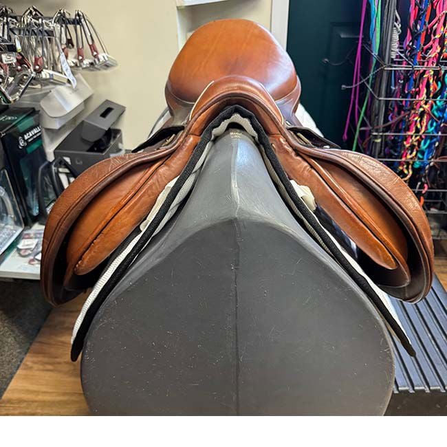 Used Henri de Rivel Rivella Saddle - 17" image number null
