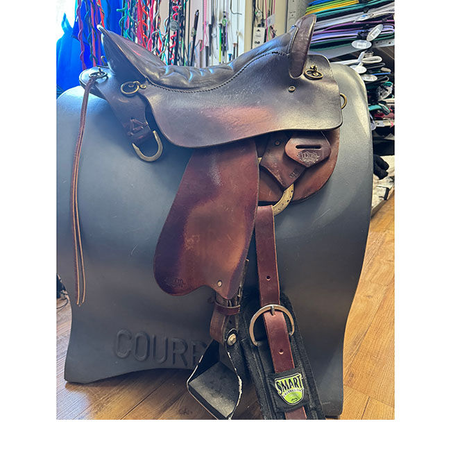Used Tucker Endurance Saddle - 17.5" image number null