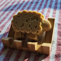Scalise Family Sheep Farm Bamboo Soap Lift