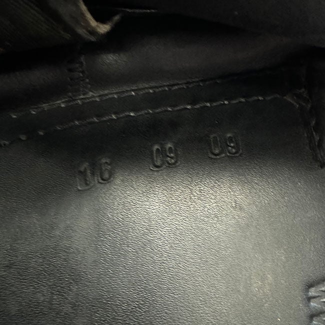 Used Jorge Canaves Vienna Dressage Saddle - 16" image number null