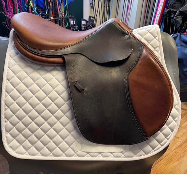 Used Beval Artisan Saddle - 17.5" image number null