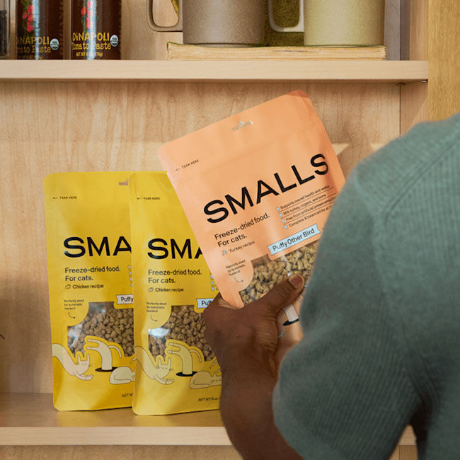 Smalls Puffy Freeze-Dried Cat Food - Chicken Recipe image number null