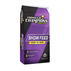 Kalmbach Feeds Show & Glow Multi-Species Feed Supplement
