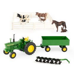 ERTL John Deere 1:32 Scale Farm Toy Playset