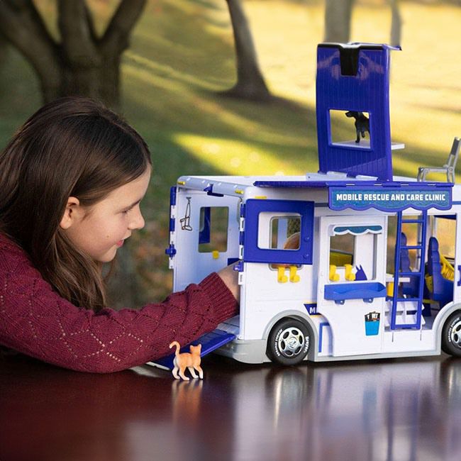 Breyer Mobile Rescue & Care Clinic image number null