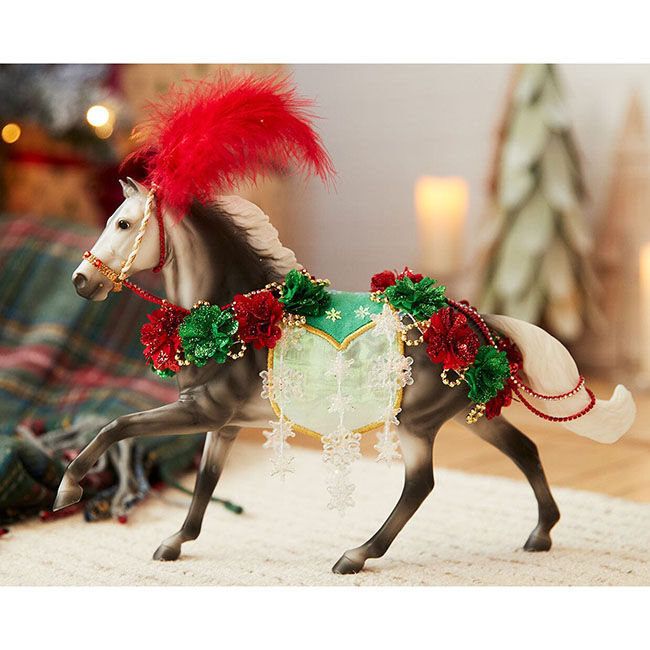 Breyer 2025 Holiday Horse - Christmas in Bloom image number null