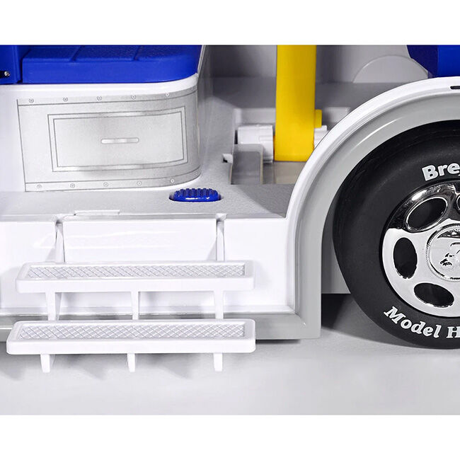 Breyer Mobile Rescue & Care Clinic image number null